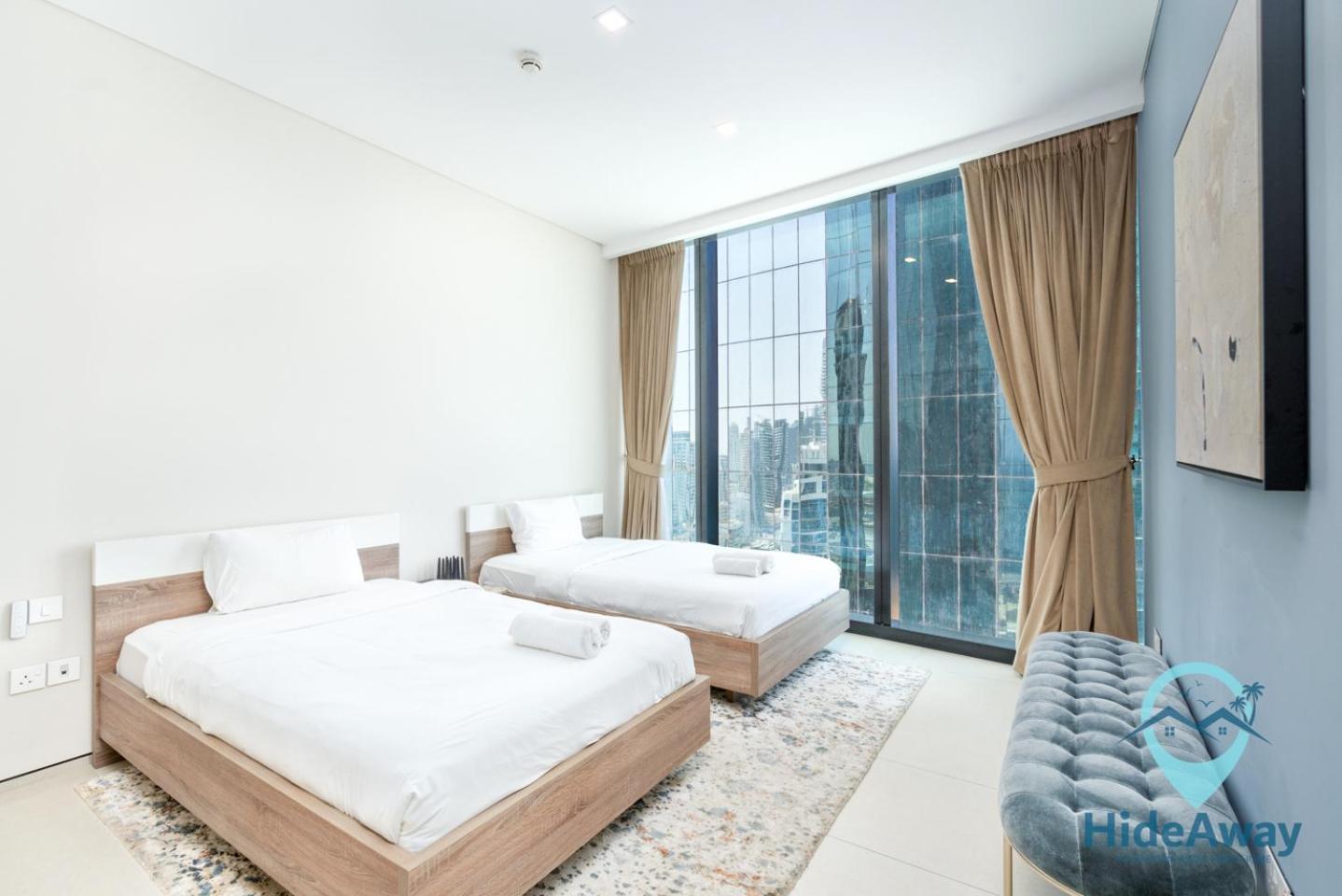 Apartment 3br Seaview Jbr Address *