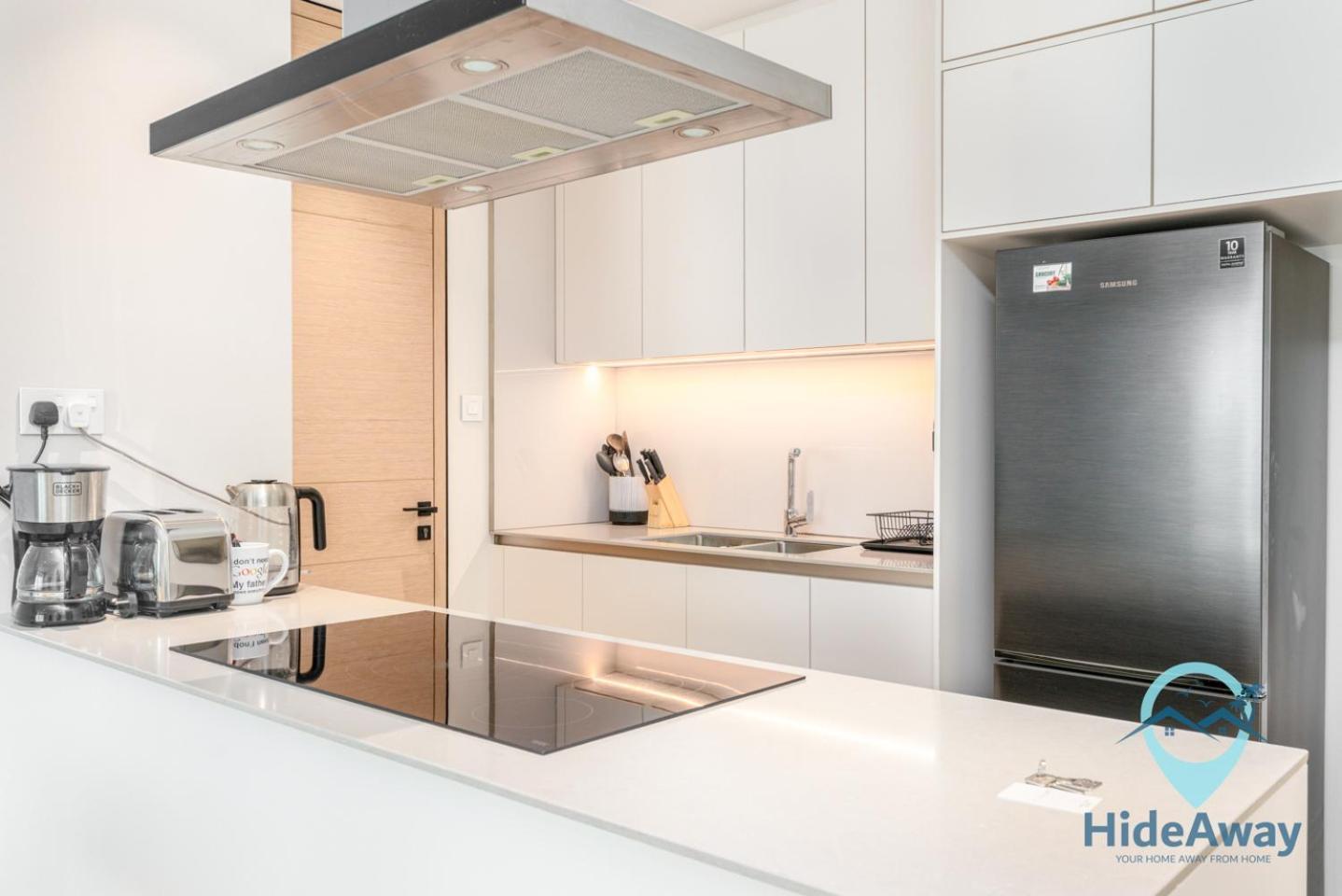 3br Seaview Jbr Address *